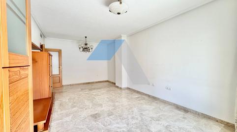 Foto 4 de Pis en venda a  Juan Sanchis Candela, Garbinet - Parque de las Avenidas, Alicante