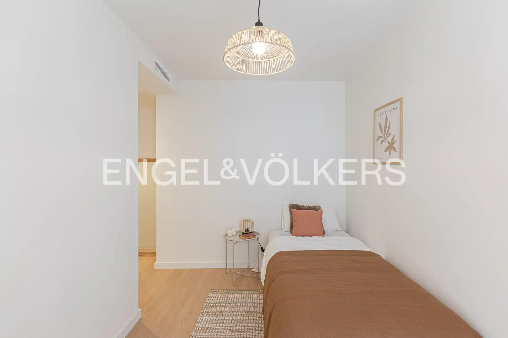 Bedroom of Flat for sale in Barcelona  with Air Conditioner, Heating and Parquet flooring