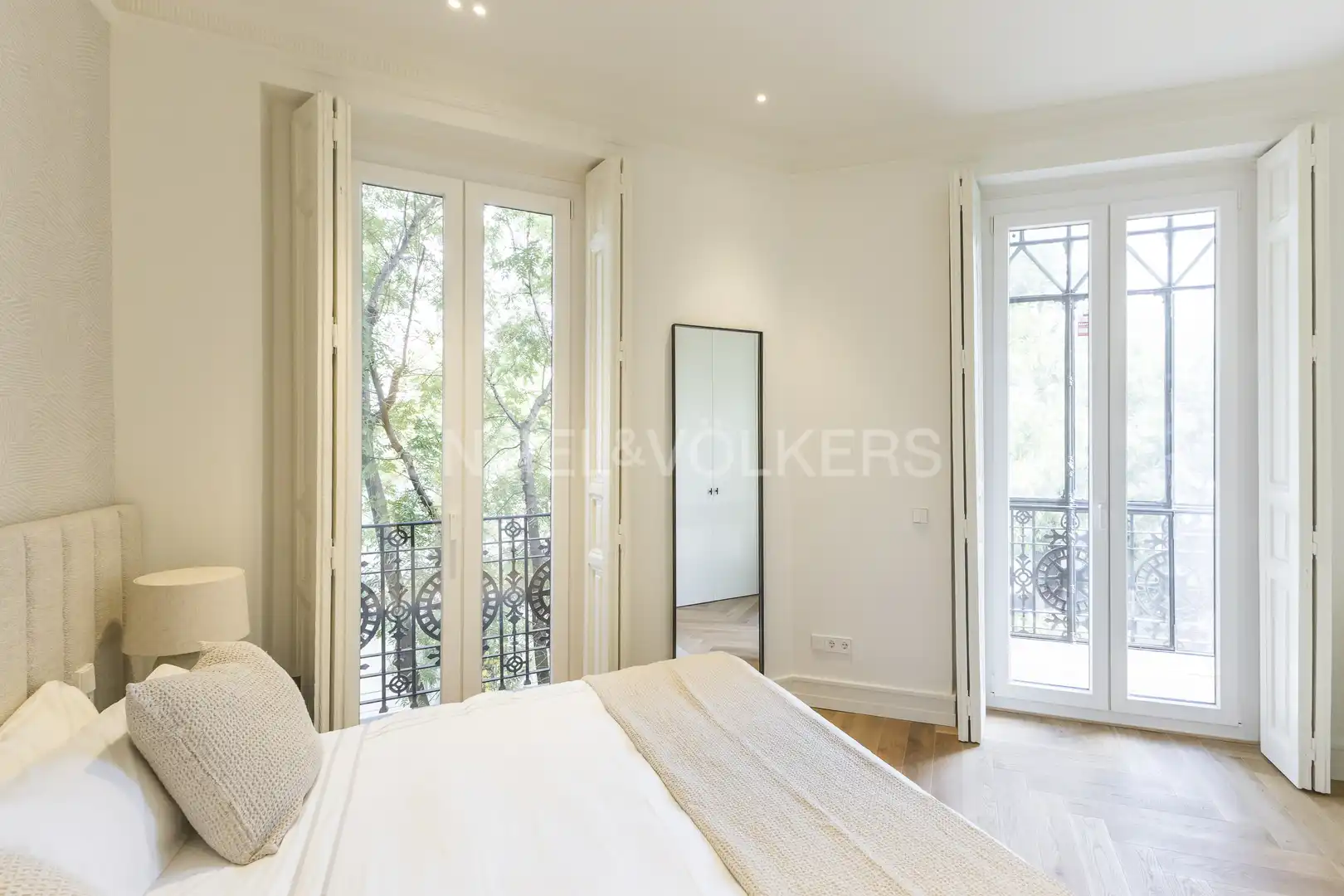 Schlafzimmer von Wohnung zur Miete in Barrio de Salamanca