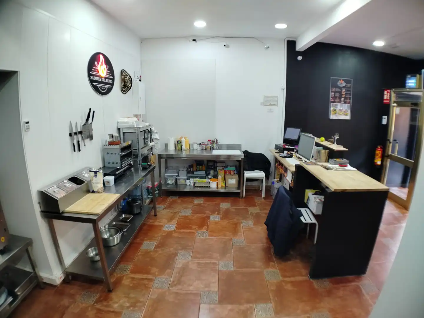 Cocina de Local en traspaso en Parla con Aire acondicionado, Calefacción y Amueblado