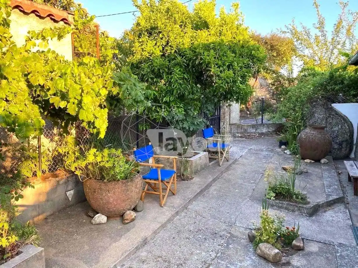 Garden of Houses for sale in Valencia de Alcántara  with Air Conditioner, Terrace and Storage room