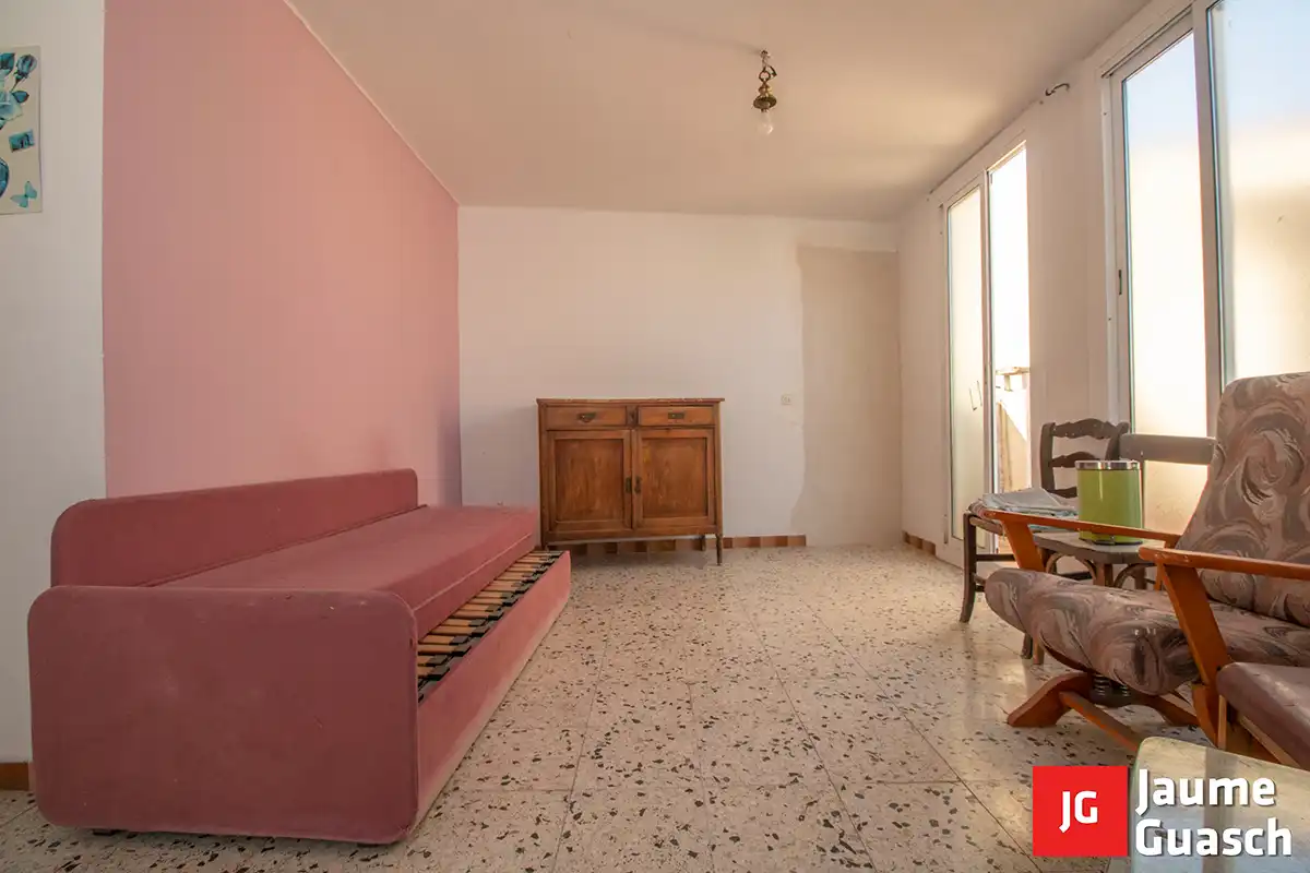 Sala de estar de Casa o chalet en venta en La Nou de Gaià con Terraza, Trastero y Balcón