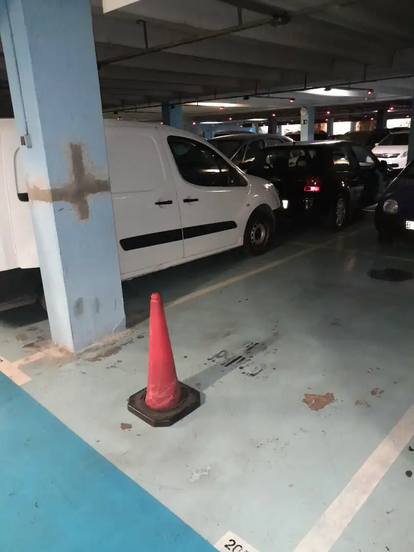 Garaje de alquiler en Plaça de Corsini, 11, Eixample