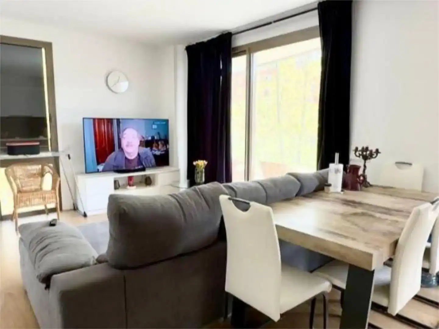 Wohnzimmer von Wohnungen zur Miete in  Barcelona Capital mit Klimaanlage und Schwimmbad