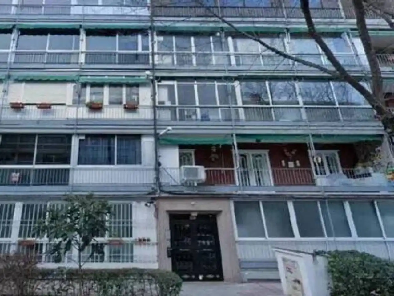 Vista exterior de Piso en venta en Madrid