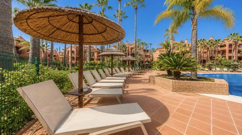 Foto 2 de Dúplex en venda a La Dama de Noche - La Alzambra, Marbella