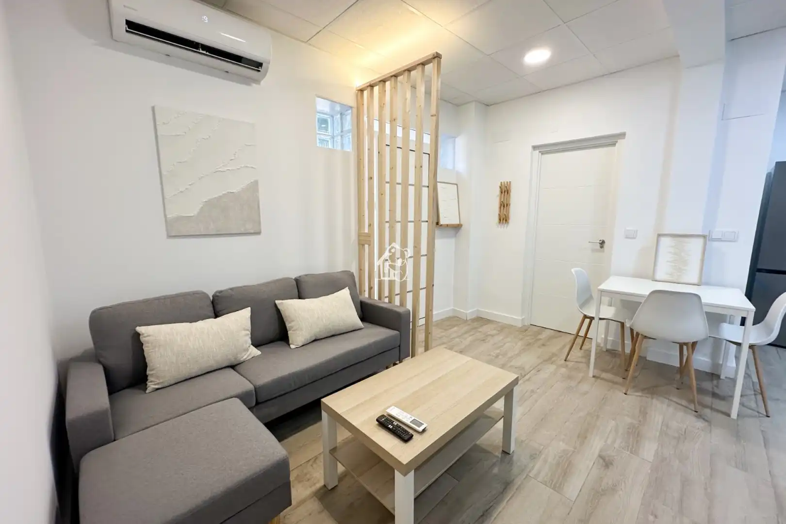 Sala d'estar de Planta baixa de lloguer en Orihuela amb Aire condicionat, Terrassa i Moblat