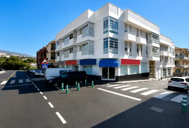 Local comercial en venda a Playa de San Juan, imagen 7