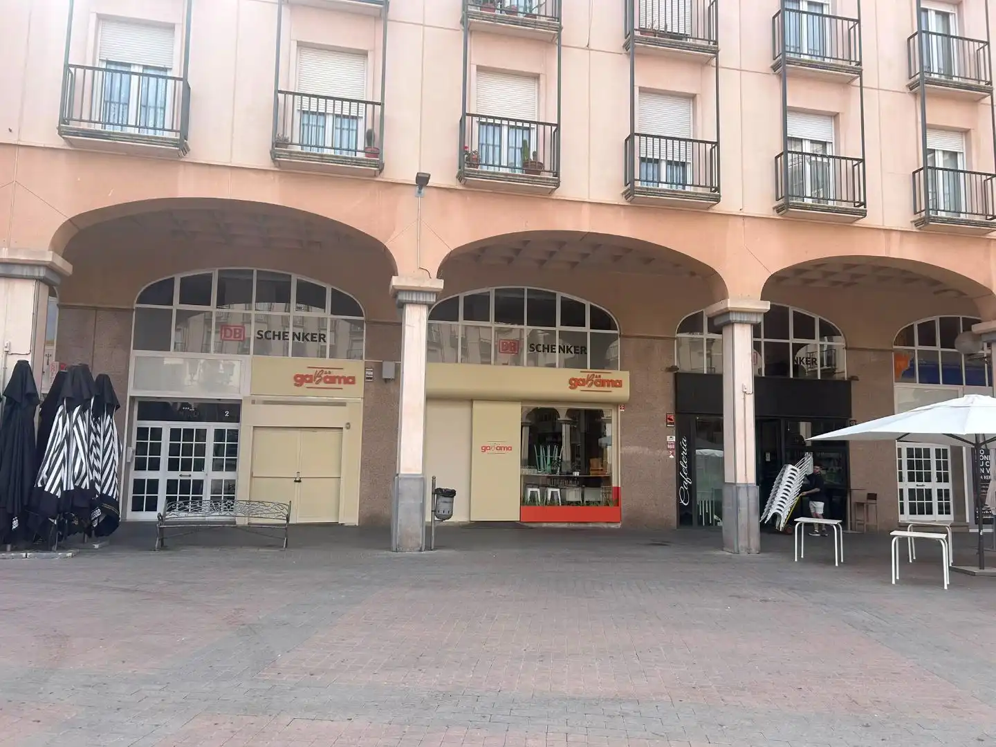 Oficina de lloguer en Elda amb Aire condicionat, Calefacció i Moblat
