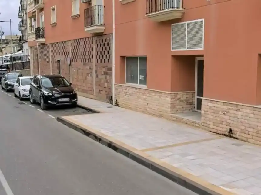 Gewerbefläche zur Miete in Avenida Paco Cosentino 4, imagen 3