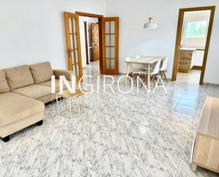 Living room of Flat to rent in Girona Capital  with Terrace, Furnished and Balcony