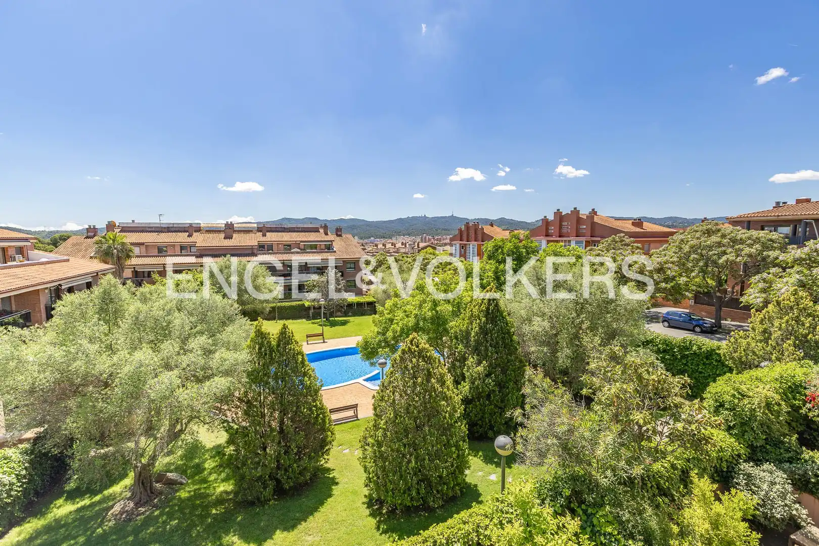 Terrace of Flat for sale in Sant Cugat del Vallès  with Heating, Private garden and Parquet flooring