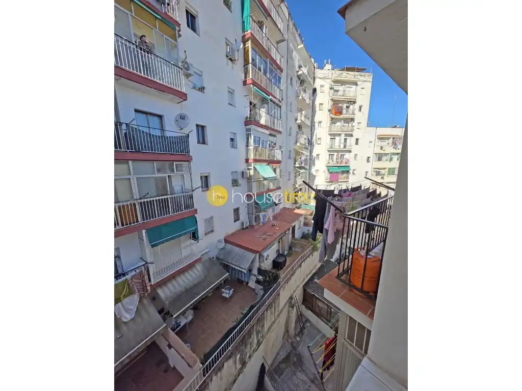 Außenansicht von Dachboden zum Verkauf in Badalona