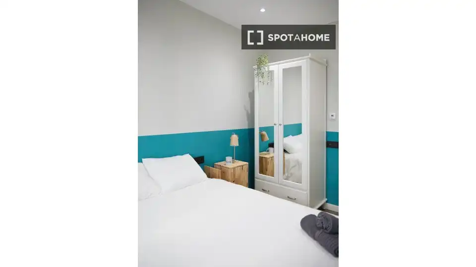 Habitación de Piso de alquiler en Barcelona con Aire acondicionado, Calefacción y Amueblado