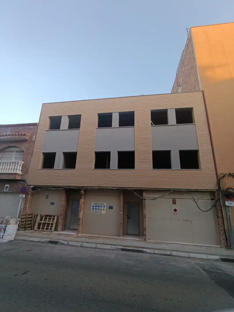 Reihenhaus mit Terrasse zum Verkauf in Carrer de Lepant 195, imagen 3