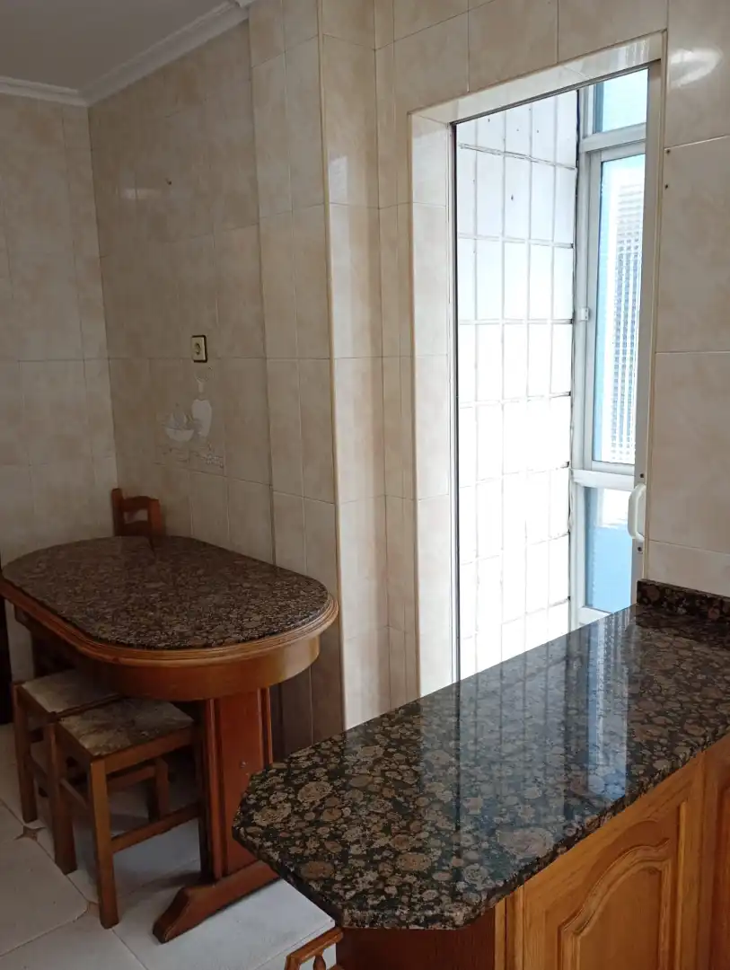 Cocina de Piso en venta en Gijón  con Calefacción y Terraza