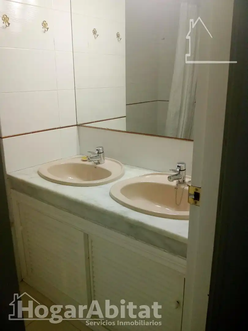 Baño de Piso en venta en Sevilla con Jardín privado y Terraza