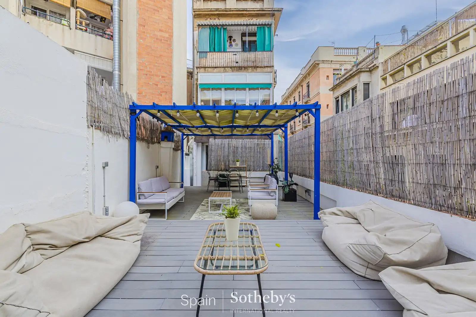 Terrassa de Apartament en venda en Barcelona amb Aire condicionat, Calefacció i Terrassa