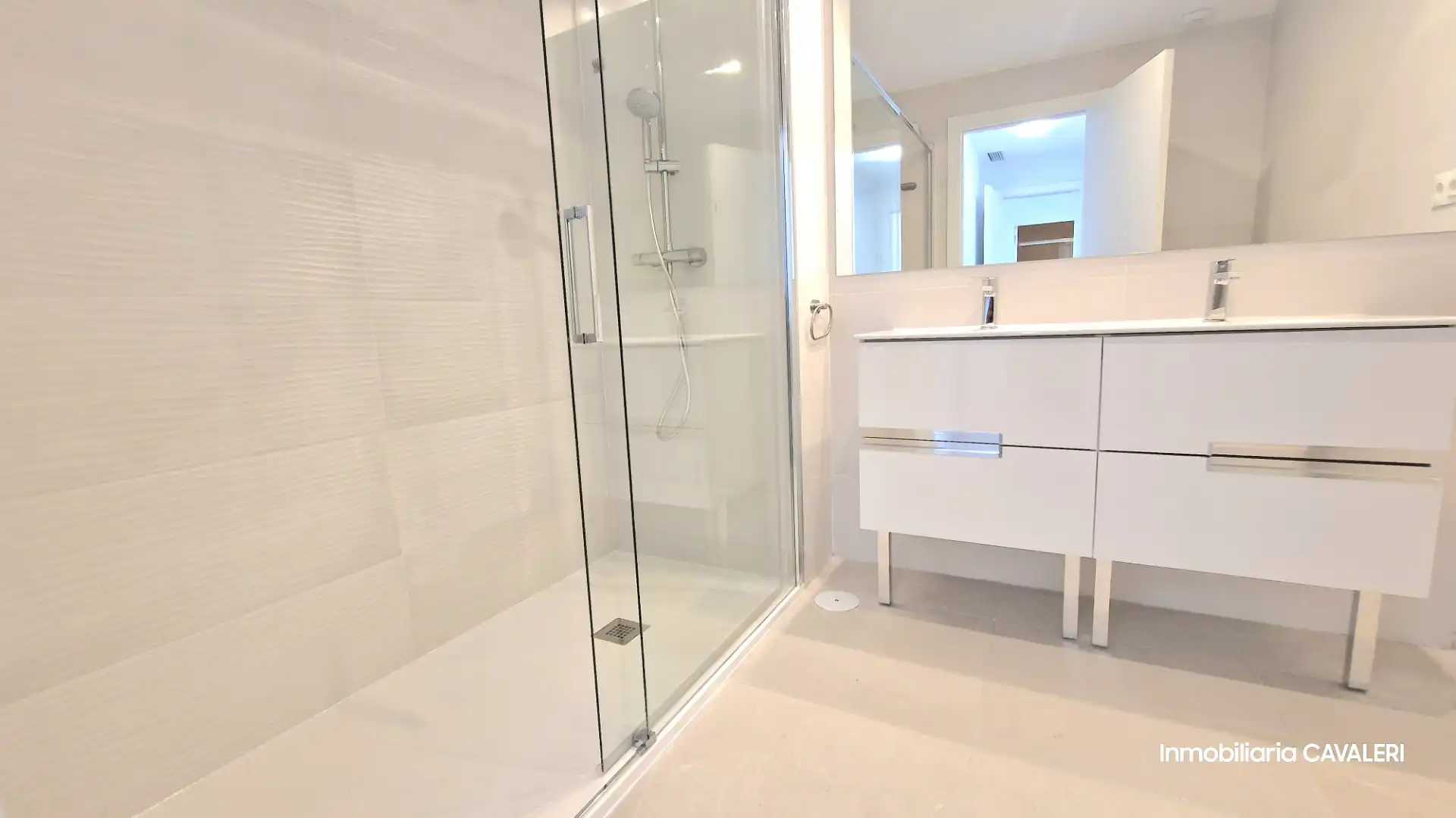 Flat with pool to rent in Calle Santa Ángela de la Cruz, imagen 18