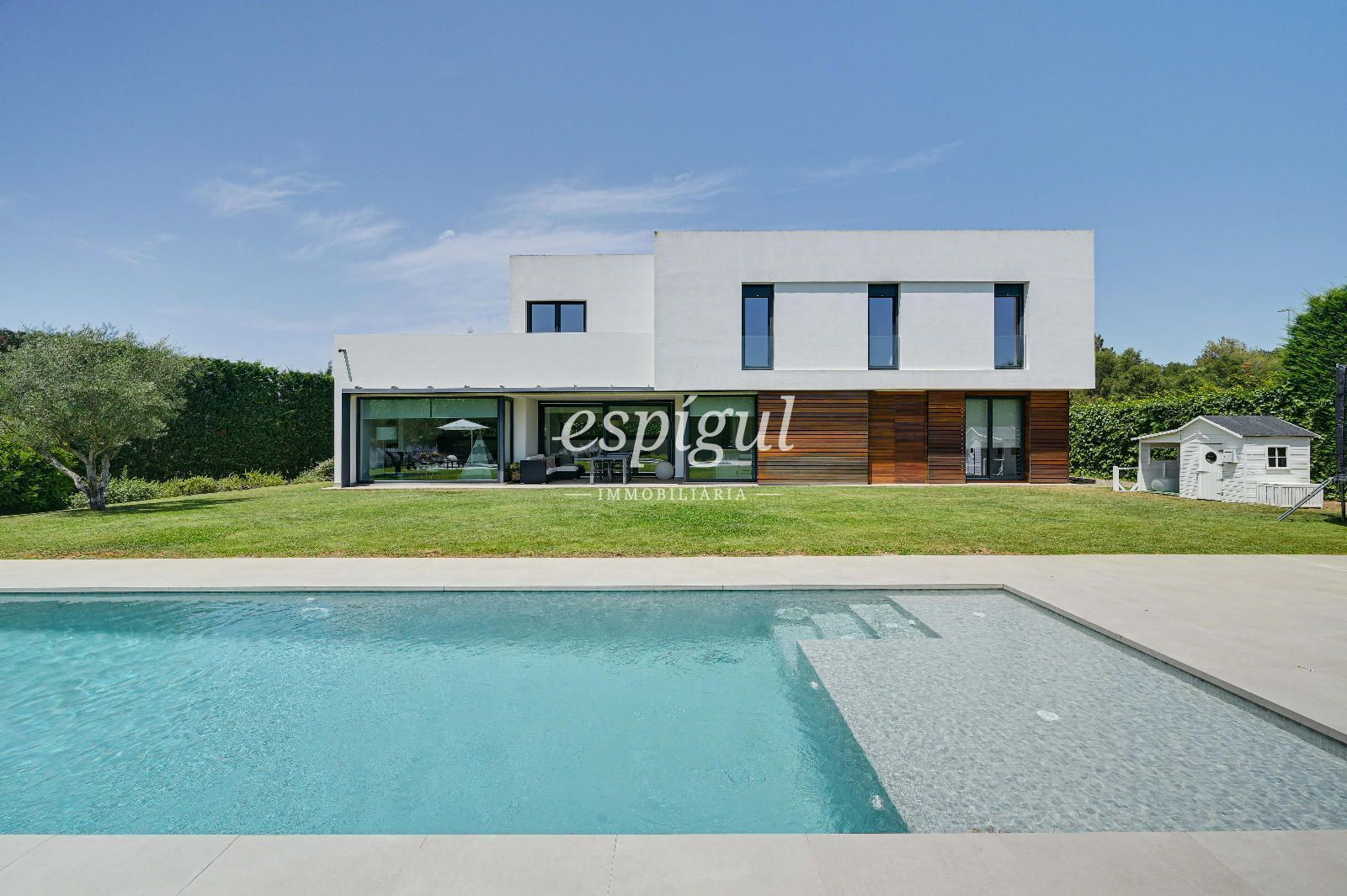 Exterior view of House or chalet for sale in Llagostera  with Air Conditioner, Heating and Parquet flooring