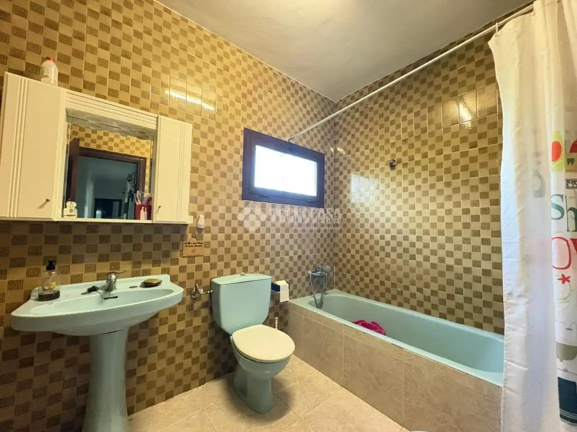 Bathroom of Country homes for sale in Andújar  with Private garden and Terrace