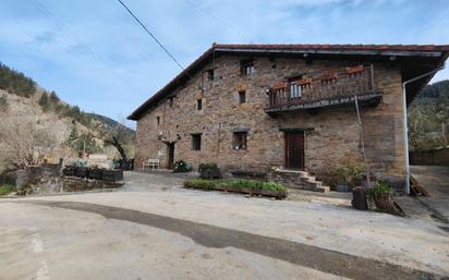 Vista exterior de Finca rústica en venda en Orozko amb Calefacció i Moblat