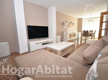 Ático con ascensor en venta en Calle GOMEZ FERRER