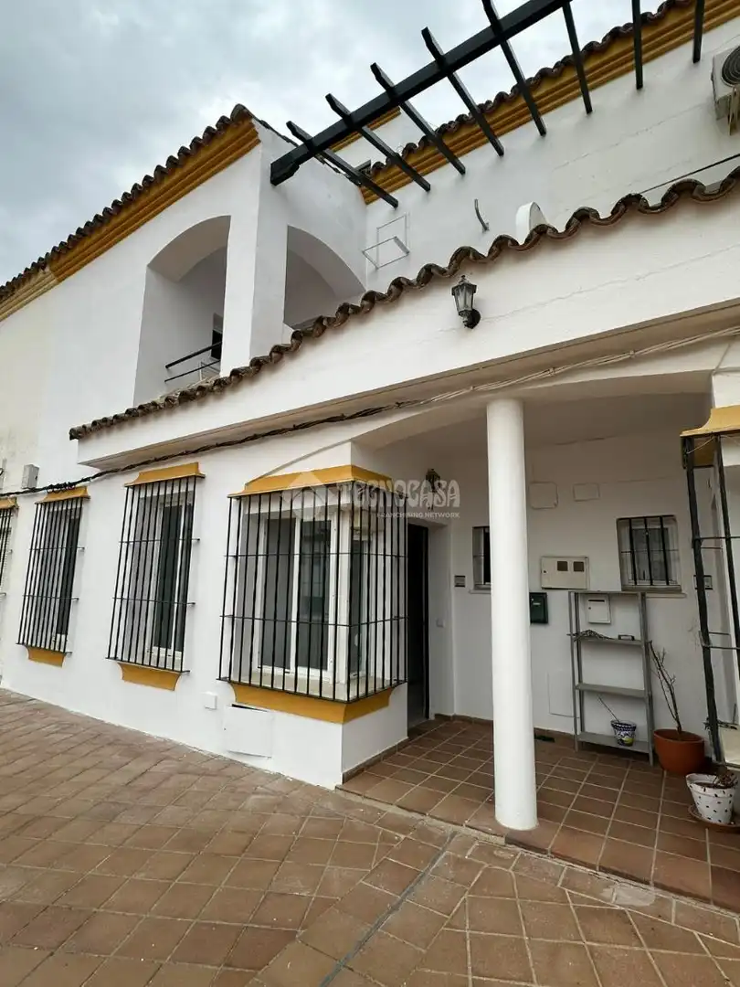 Doppelhaushälfte zum Verkauf in Arcos de la Frontera