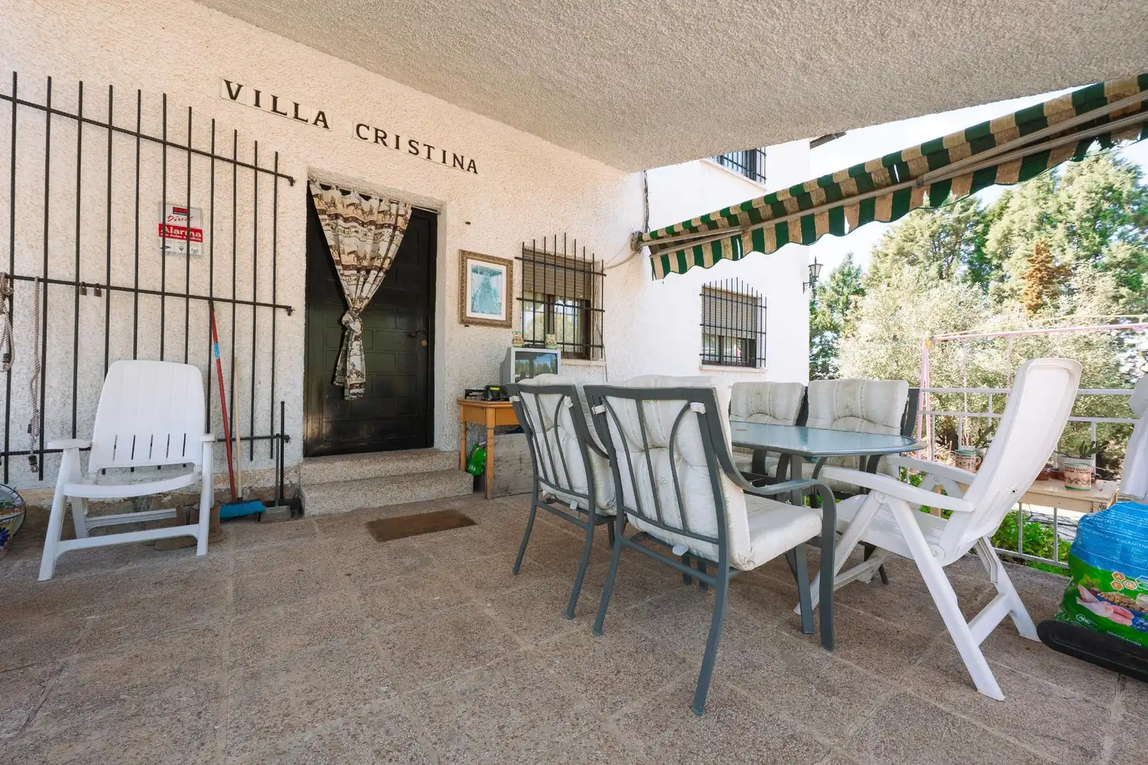 Vista exterior de Finca rústica en venda en Carranque amb Aire condicionat, Calefacció i Jardí privat