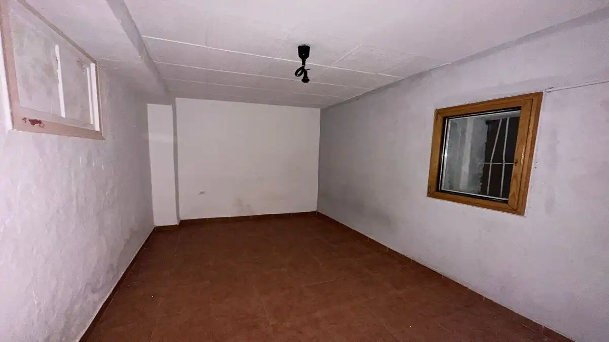 Flat for sale in Gironella
