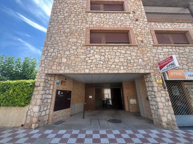 Garaje en Venta en Calle Constitución, 8 en La Muela