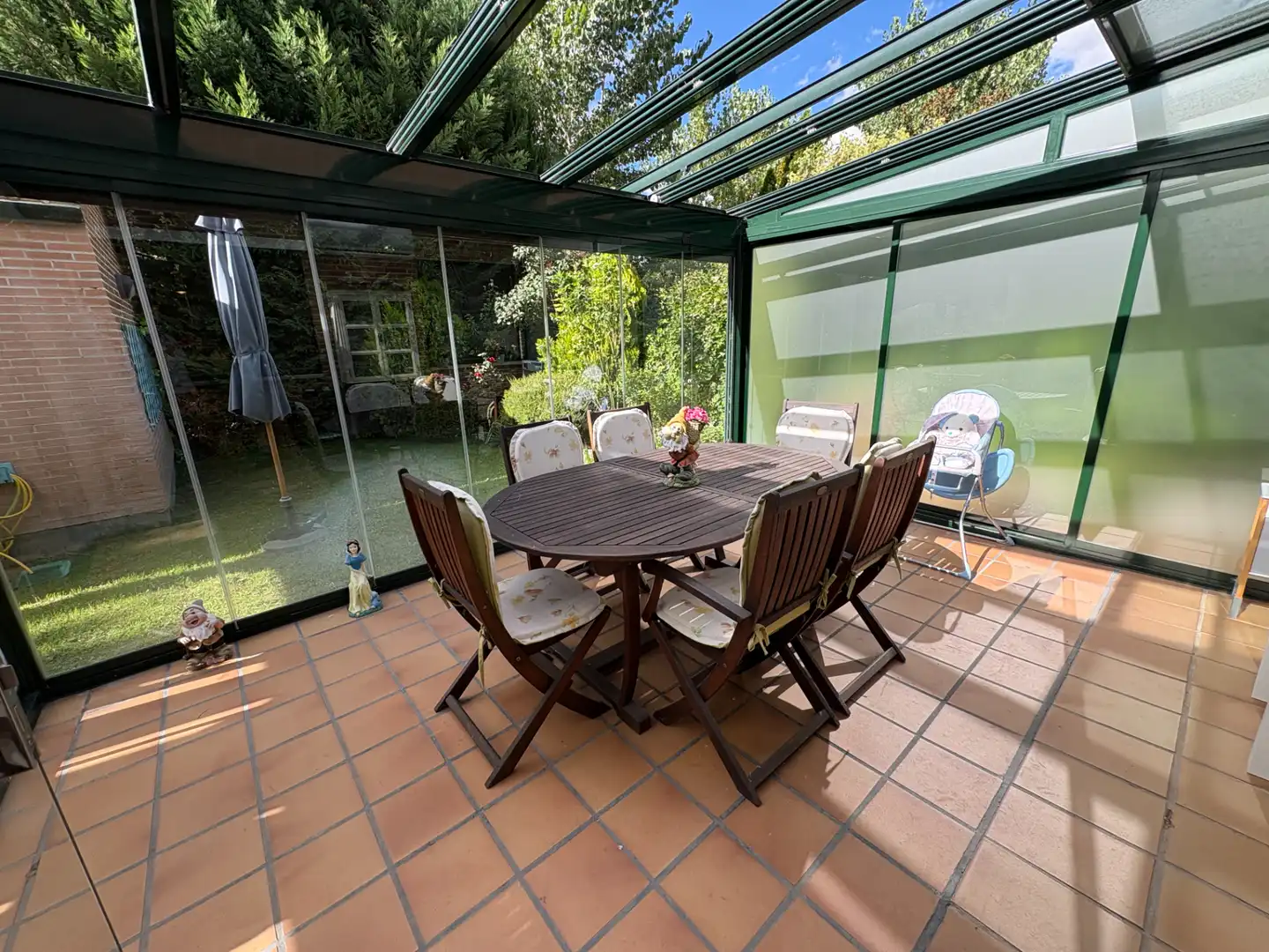 Jardín de Casa adosada en venta en Simancas con Aire acondicionado, Calefacción y Jardín privado
