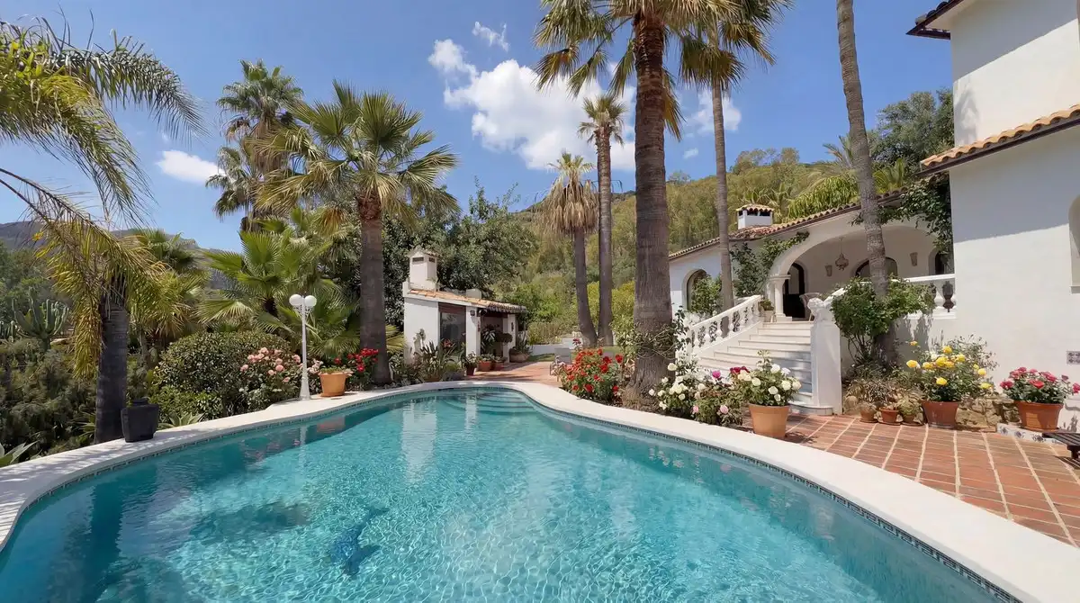 Vista exterior de Finca rústica en venda en Alhaurín El Grande amb Aire condicionat, Jardí privat i Terrassa