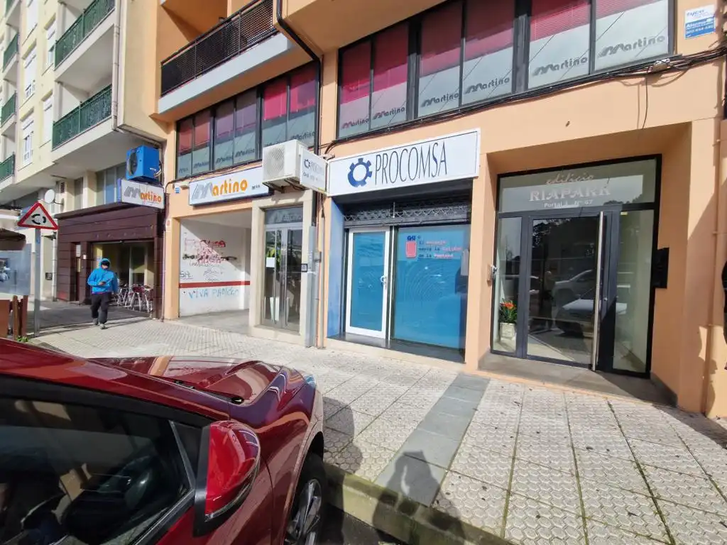 Gewerbefläche zum Verkauf in Avenida da Constitución 49, imagen 2