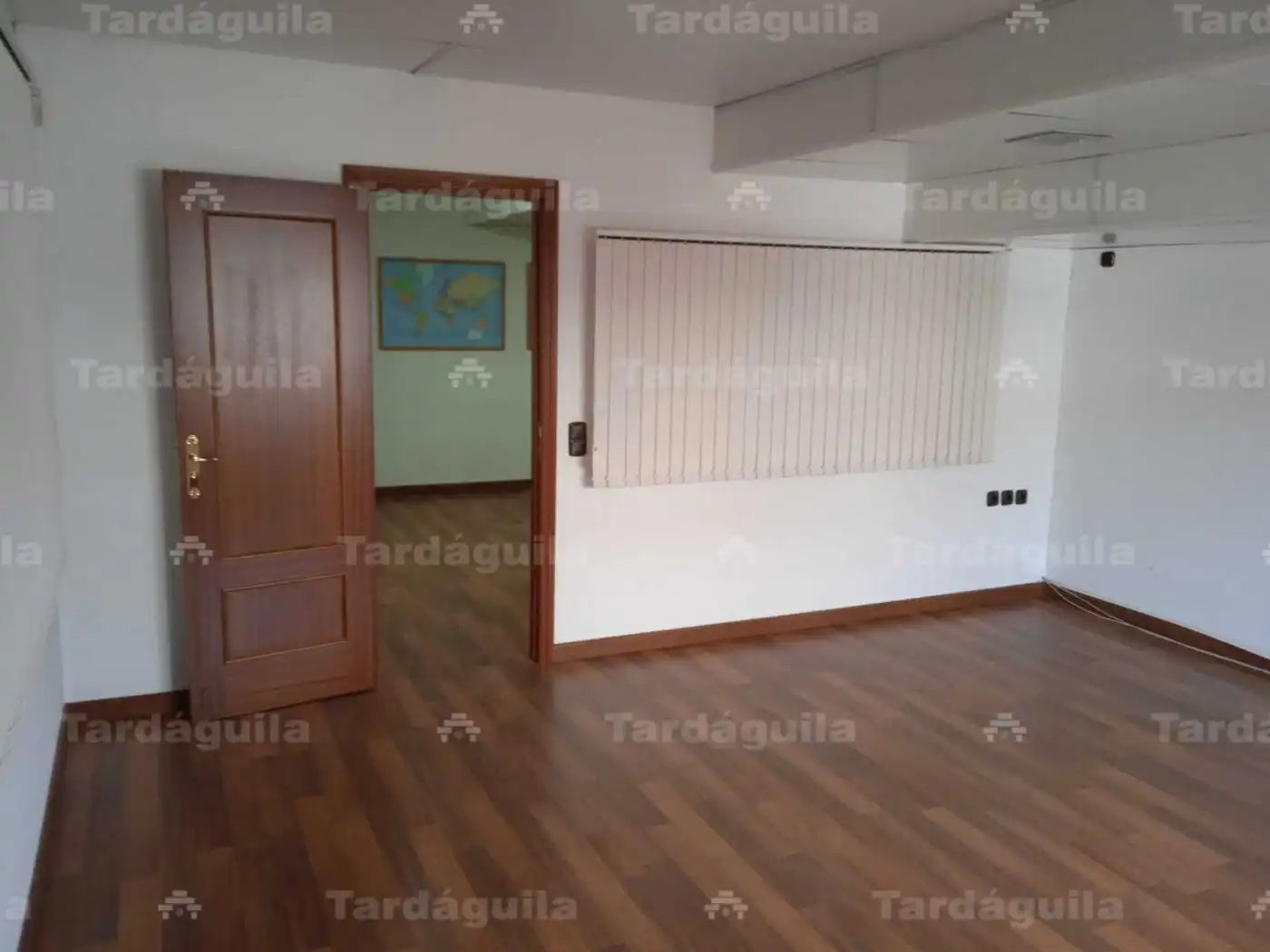 Industrial building for sale in Villares de la Reina, imagen 3
