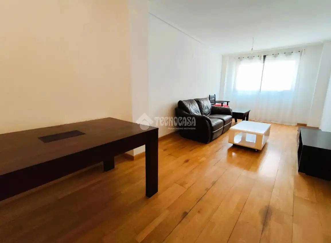 Sala de estar de Piso de alquiler en Zaragoza con Calefacción, Parquet y Terraza