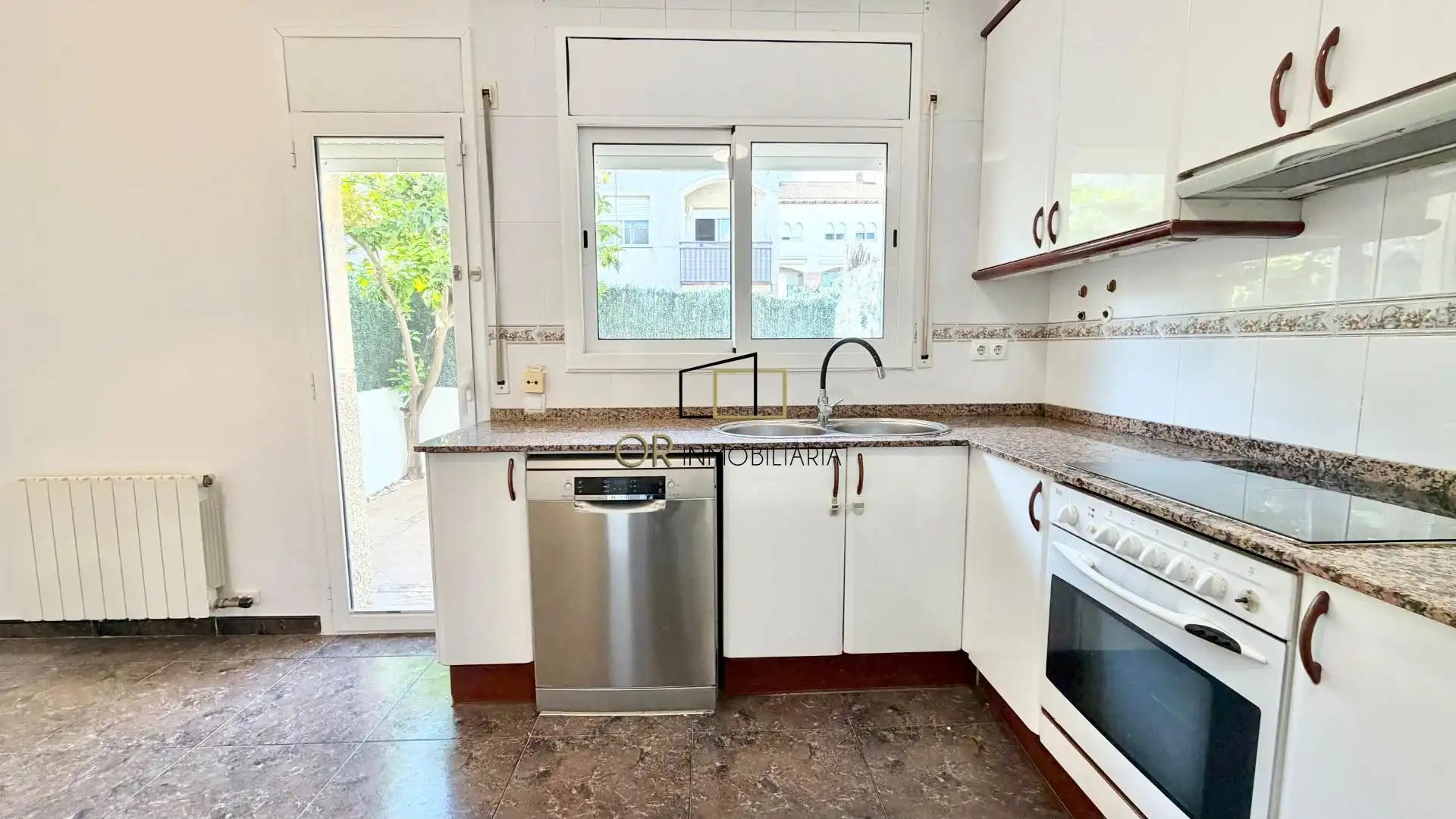 Cocina de Casa o chalet en venta en El Vendrell con Aire acondicionado, Calefacción y Terraza