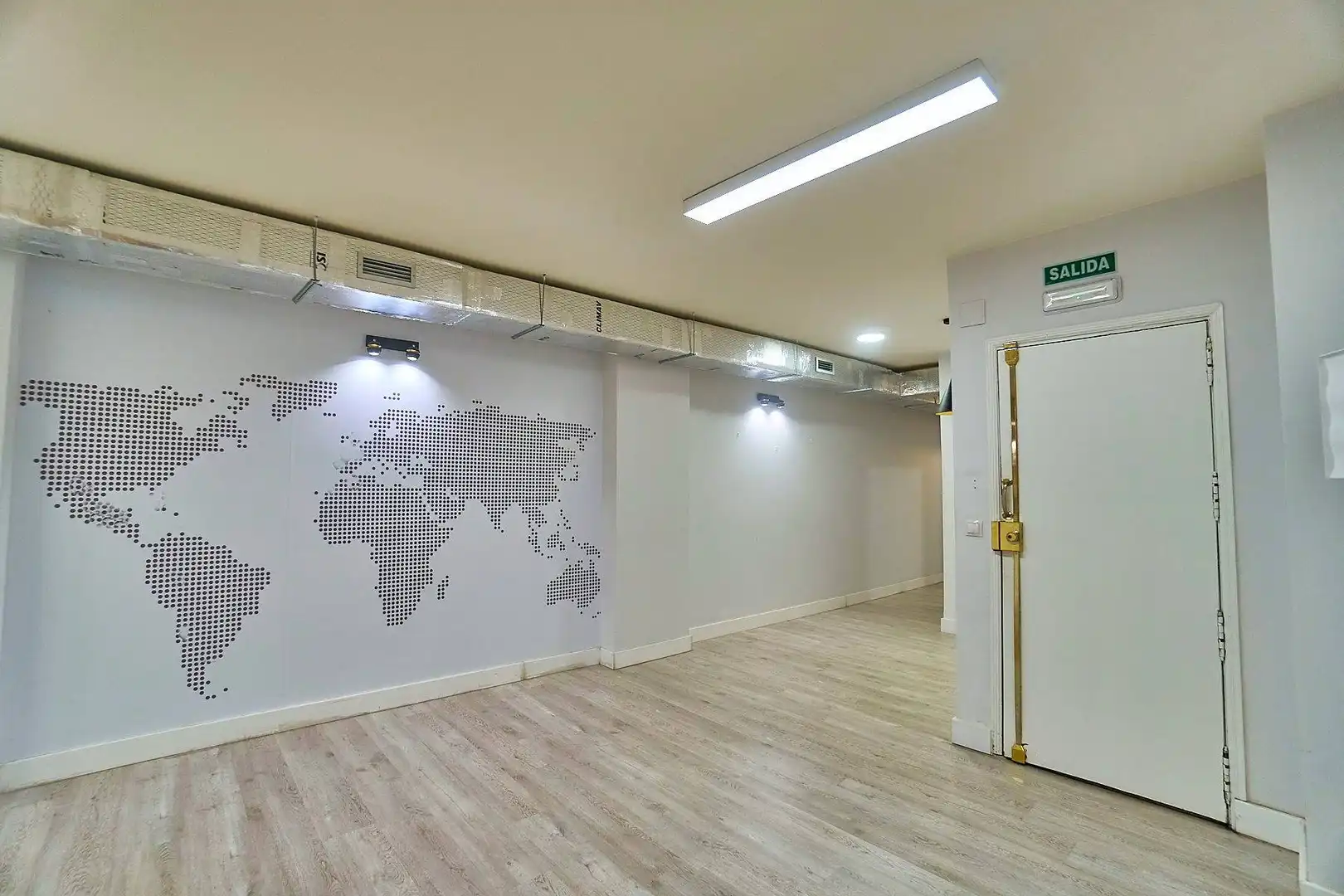 Oficina en venta en Las Palmas de Gran Canaria con Aire acondicionado, Trastero y Amueblado