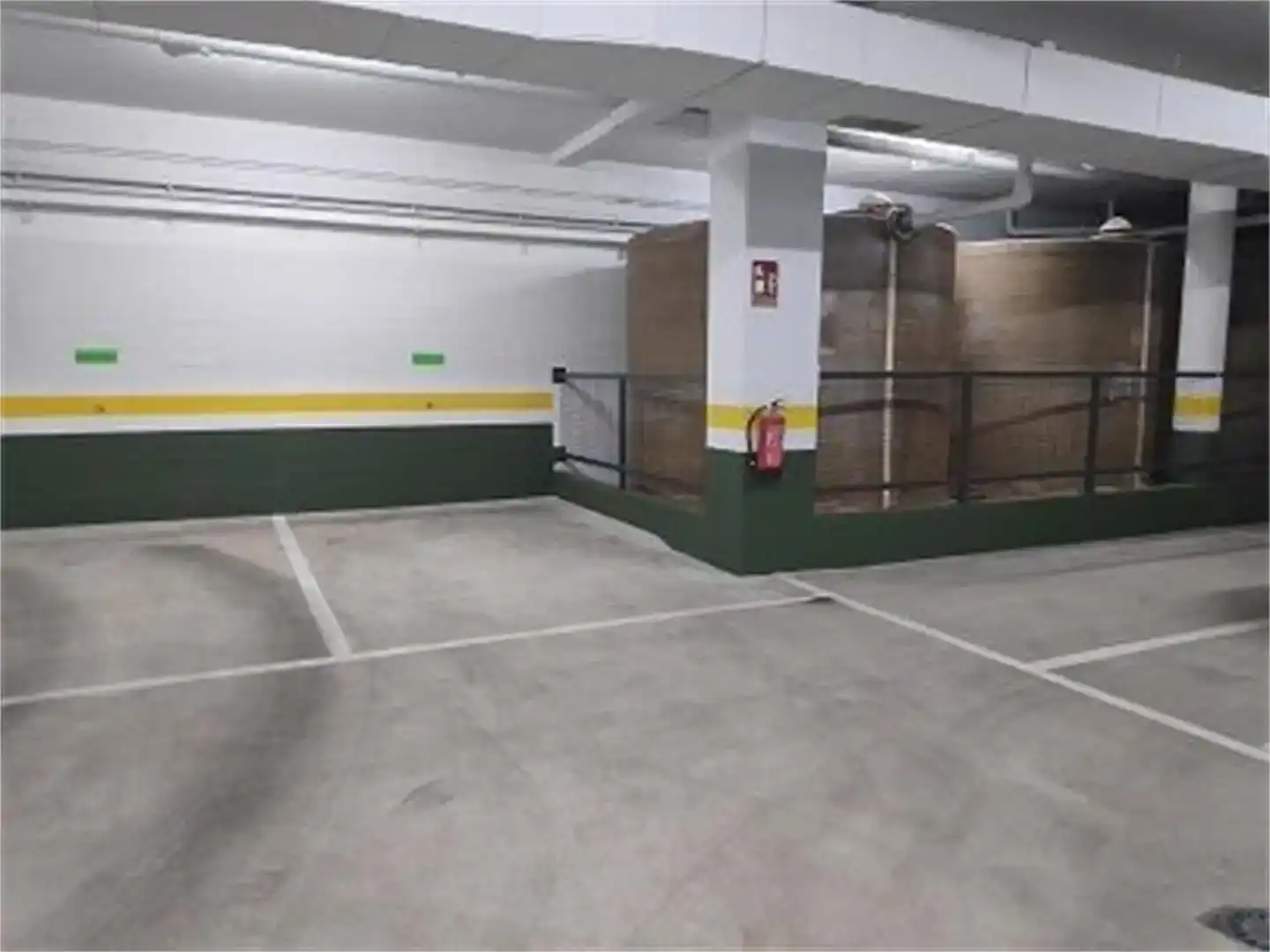 Parkplatz von Garage zur Miete in Sada (A Coruña)