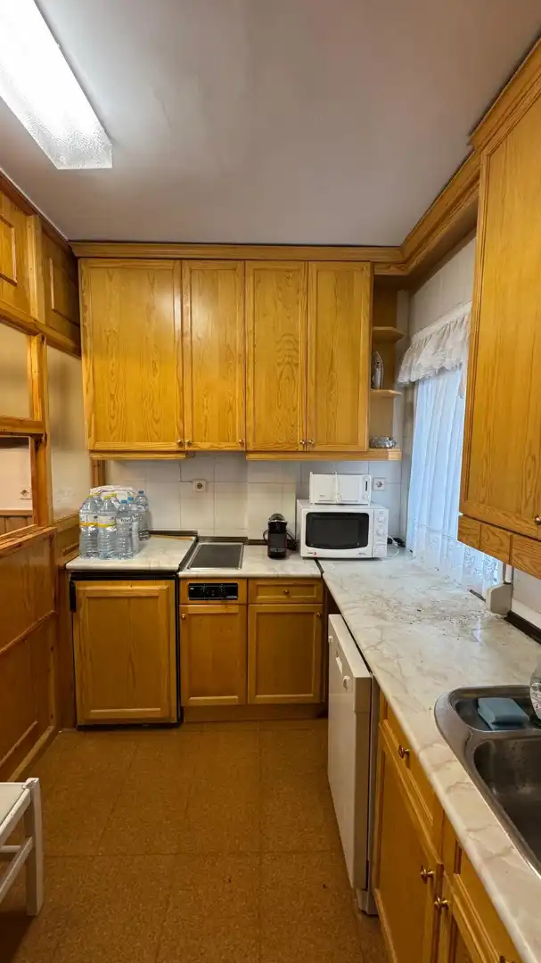 Cocina de Casa adosada en venta en Hermandad de Campoo de Suso con Calefacción, Parquet y Terraza