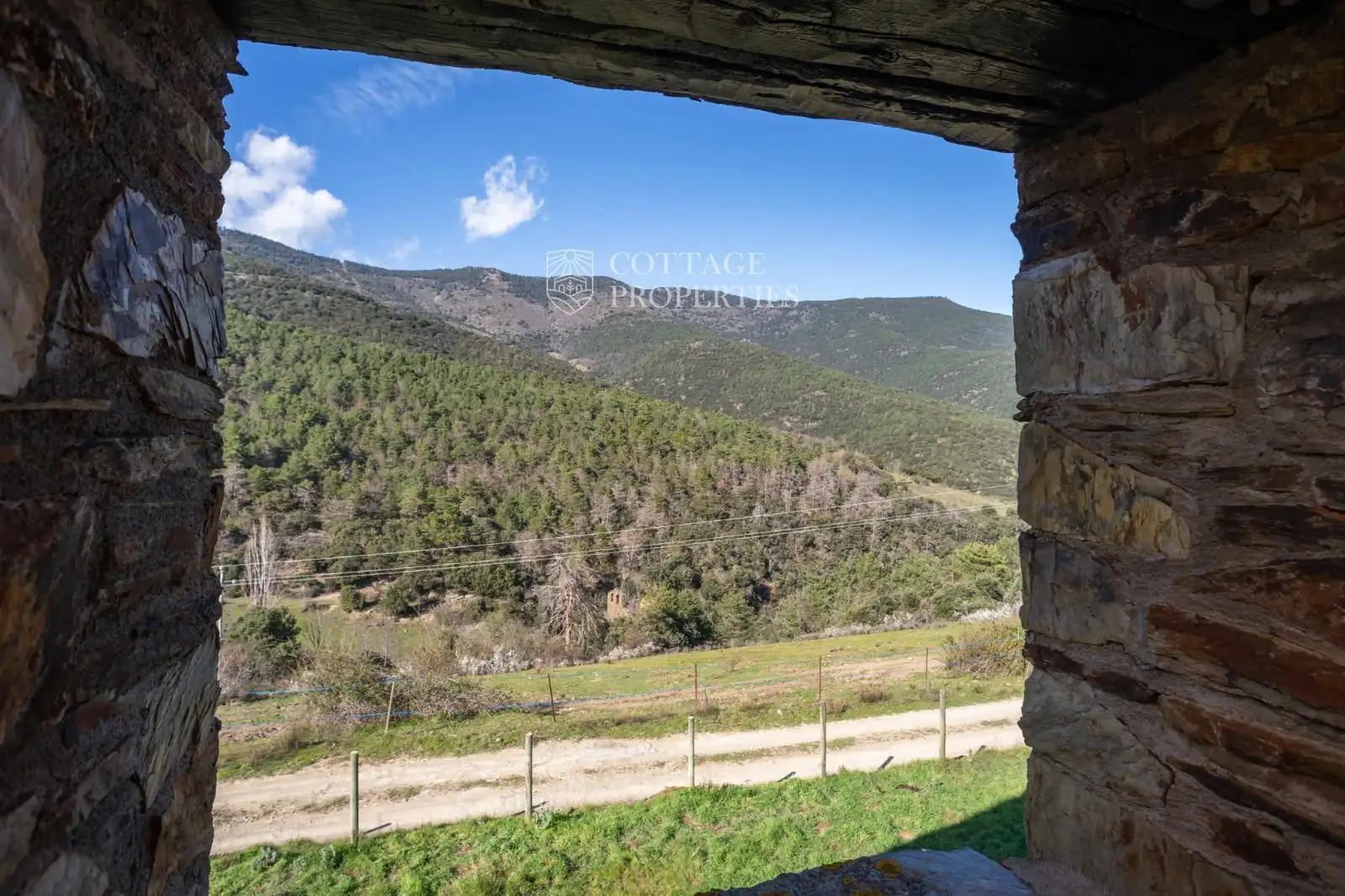Garden of Country homes for sale in Montferrer i Castellbò  with Heating and Terrace