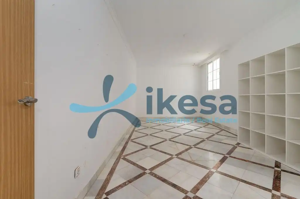 Dúplex en venda en Marbella amb Piscina comunitària