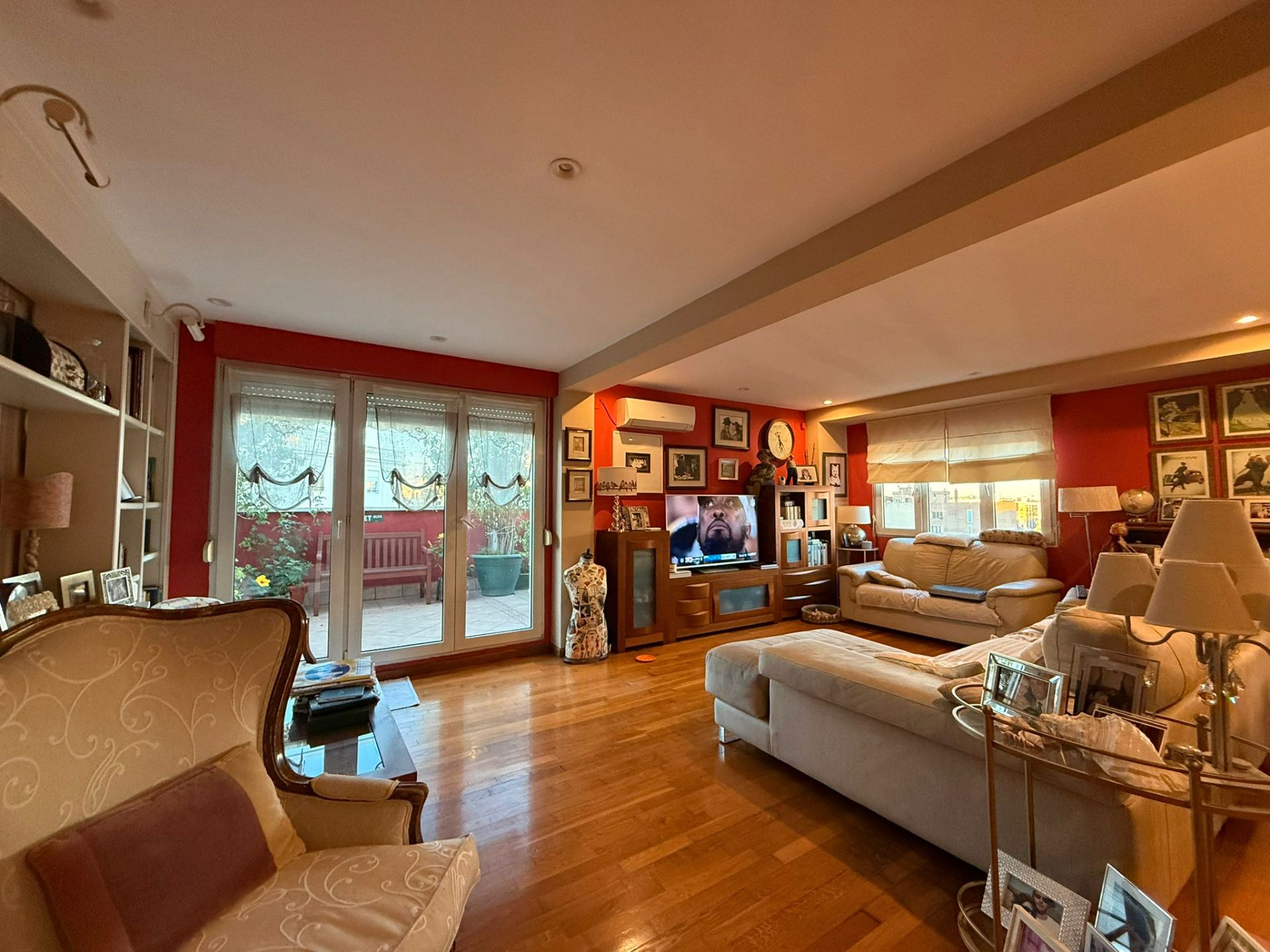 Sala d'estar de Àtic en venda en  Valencia Capital amb Aire condicionat, Calefacció i Terrassa