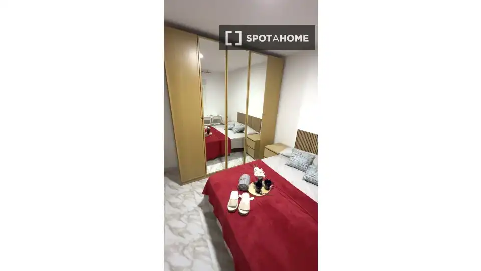 Room in Zofio