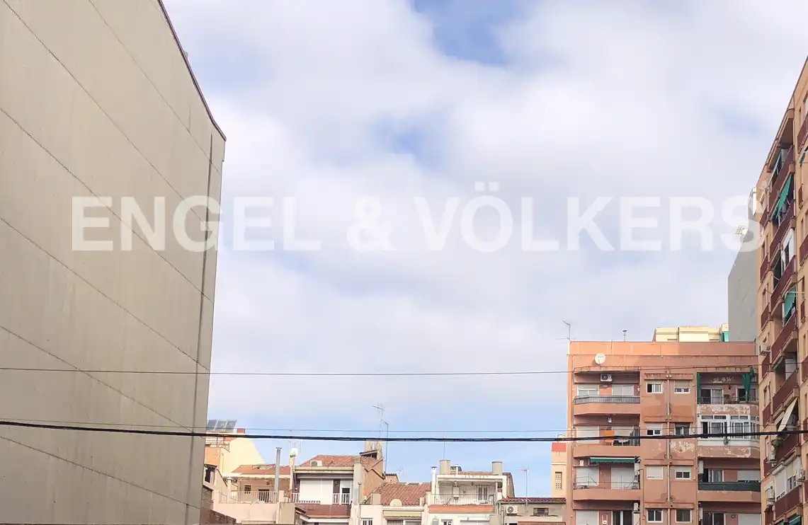 Wohnbaugrundstück zum Verkauf in Centre - Sant Oleguer, imagen 9