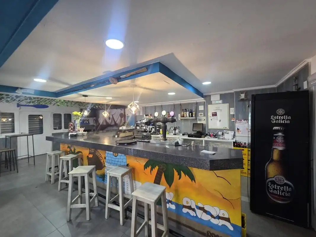 Local en venda en Dénia amb Terrassa i Moblat