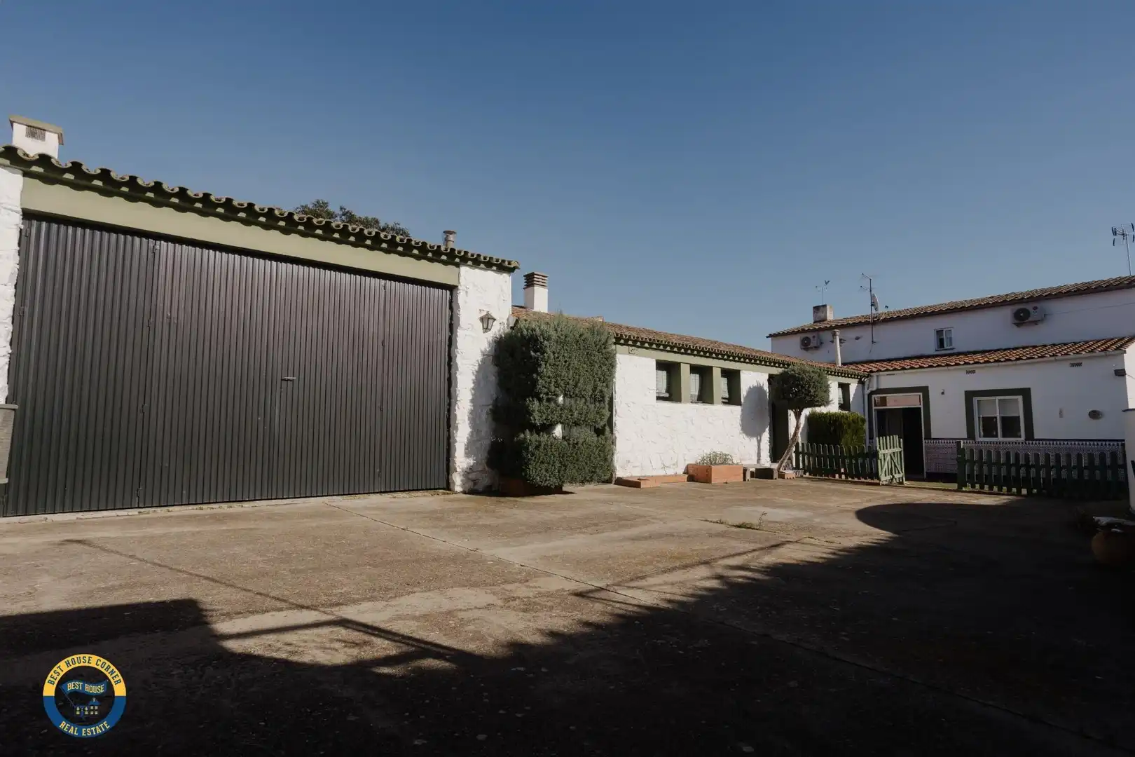 Vista exterior de Casa o chalet en venta en Don Benito con Aire acondicionado, Calefacción y Terraza