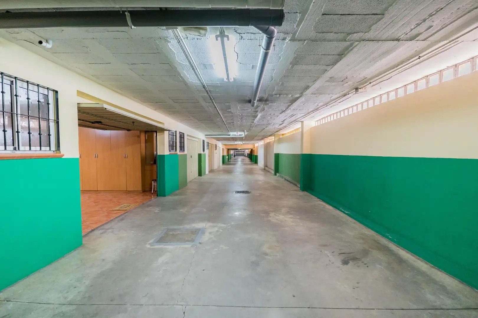 Parking of Houses for sale in Málaga  with Air Conditioner, Heating and Terrace