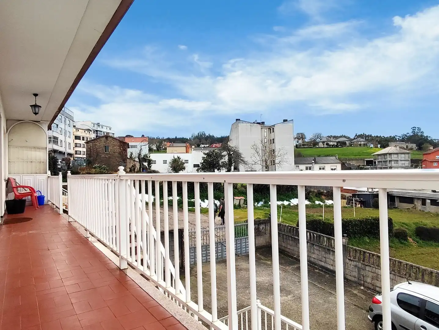 Vista exterior de Casa o xalet en venda en Carral amb Jardí privat, Terrassa i Moblat