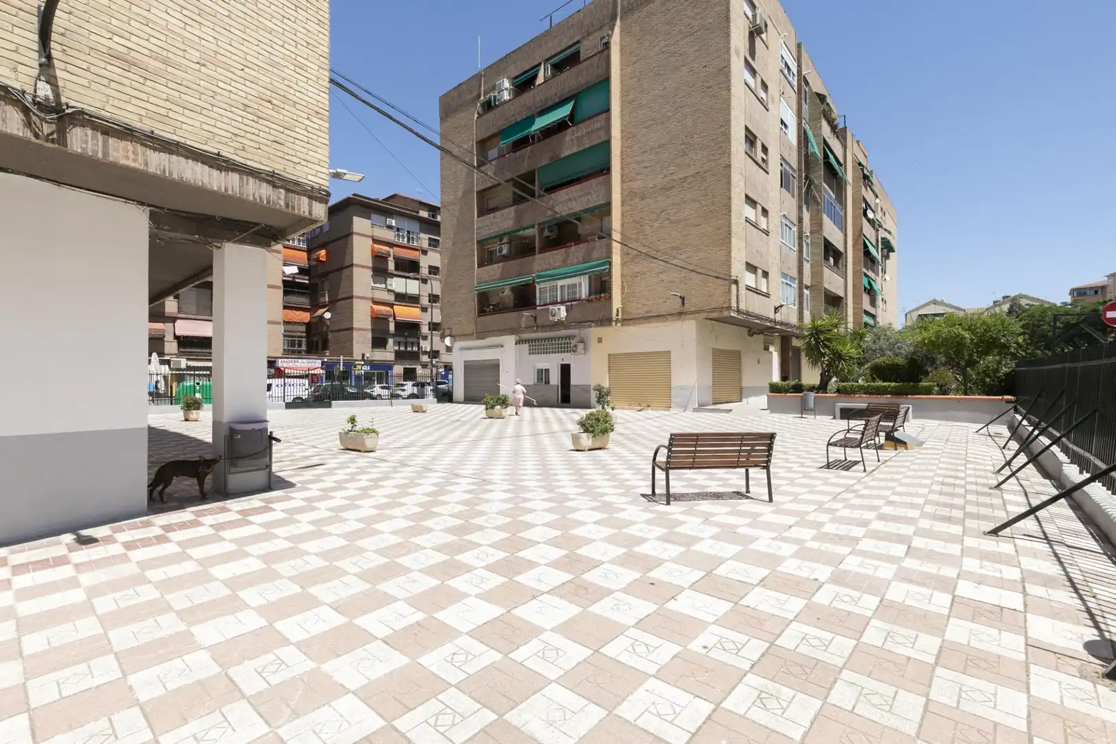 Exterior view of Study for sale in Granada  with Parquet flooring and Furnished